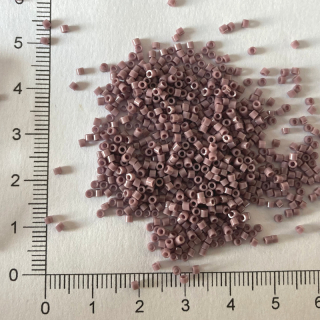 Toho Treasure 11/0 Opaque Lavender 5g