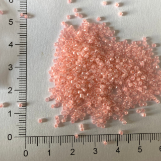 Toho Treasure 11/0 Ceylon Inocent Pink 5g