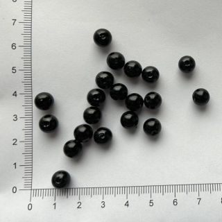 Plastová kulička 8mm černá (25ks)