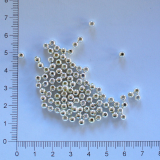 Plastová kulička 4mm stříbrná (100ks)