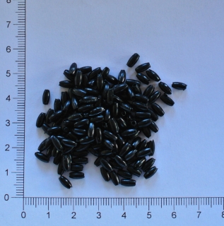 Plastová rýže 3x6mm černá (5g)