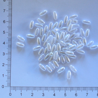 Plastová rýže 8x4mm bílá (5g)