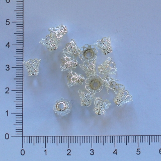 Kovový kaplík 8x8x6,8mm stříbrný (20ks)